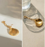 Bikini charm gold seashel and pearl