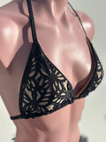 Isleña laser cut  bikini triangulo negro