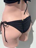 Bottom negro amarre básico