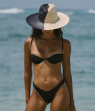 Color blocked HAT negro