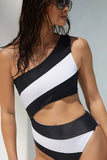 Julia one piece cut out negro y blanco